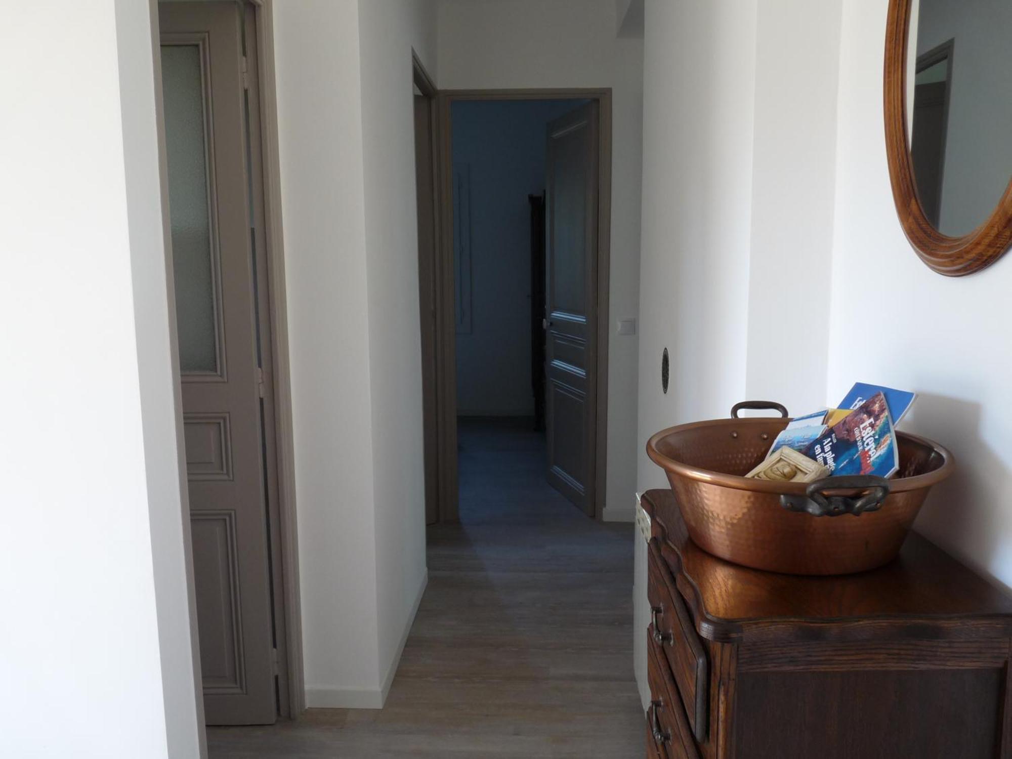 Indépendant Dans Villa, Entre Et Straphaël Appartamento *